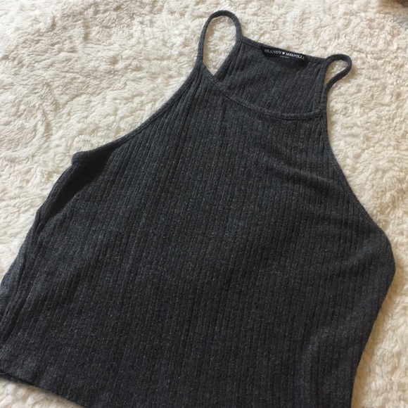 Brandy Melville crop Top - Picture 3 of 5